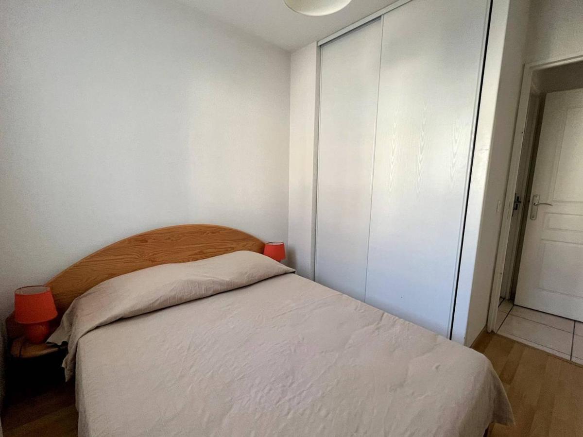 Appartement T1 Bis Avec Jardin Prive Et Piscine, 4 Pers, Cambo-Les-Bains - Fr-1-495-13 Exteriör bild